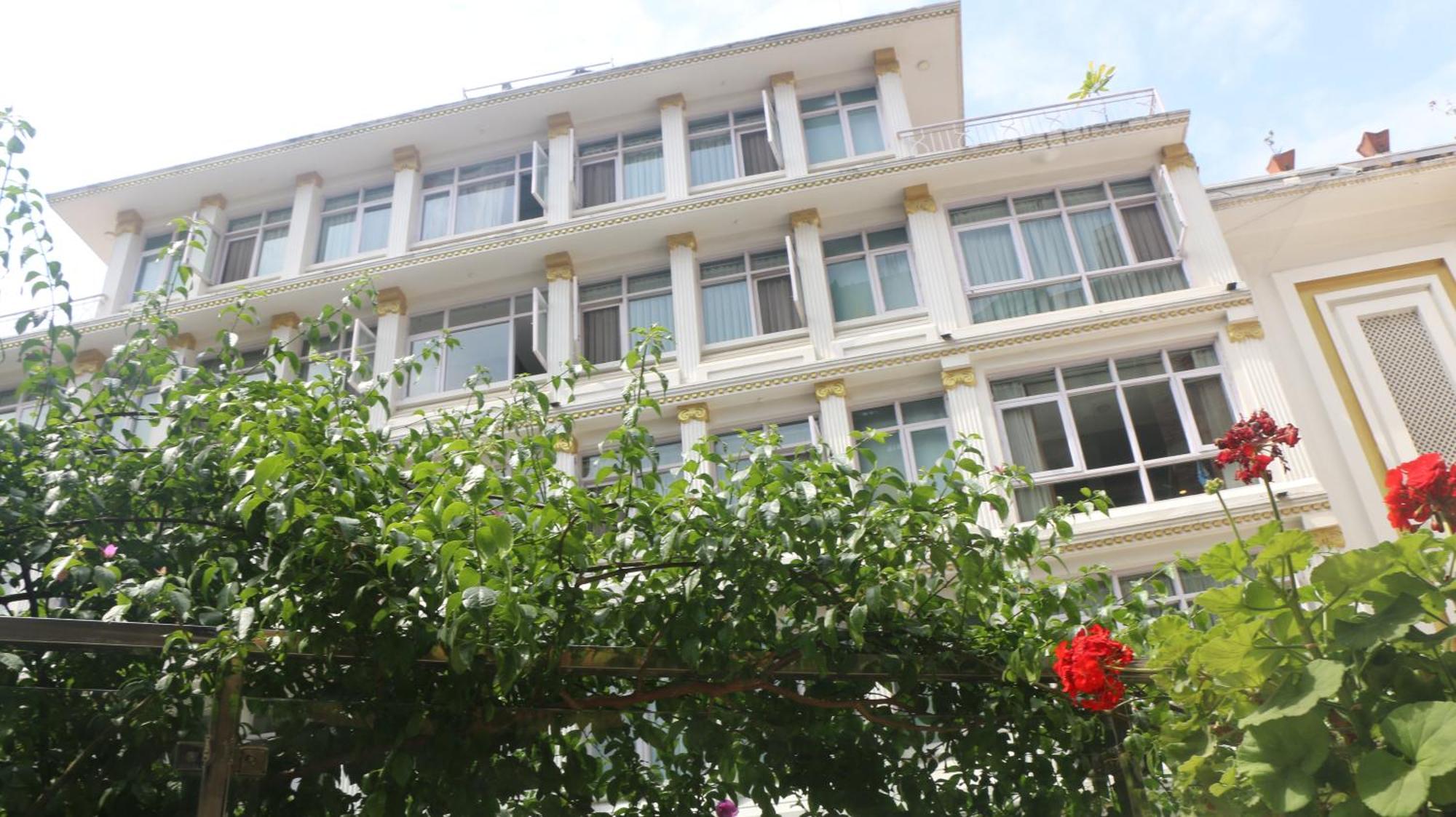 Durbar Hotel & Residence 카트만두 외부 사진